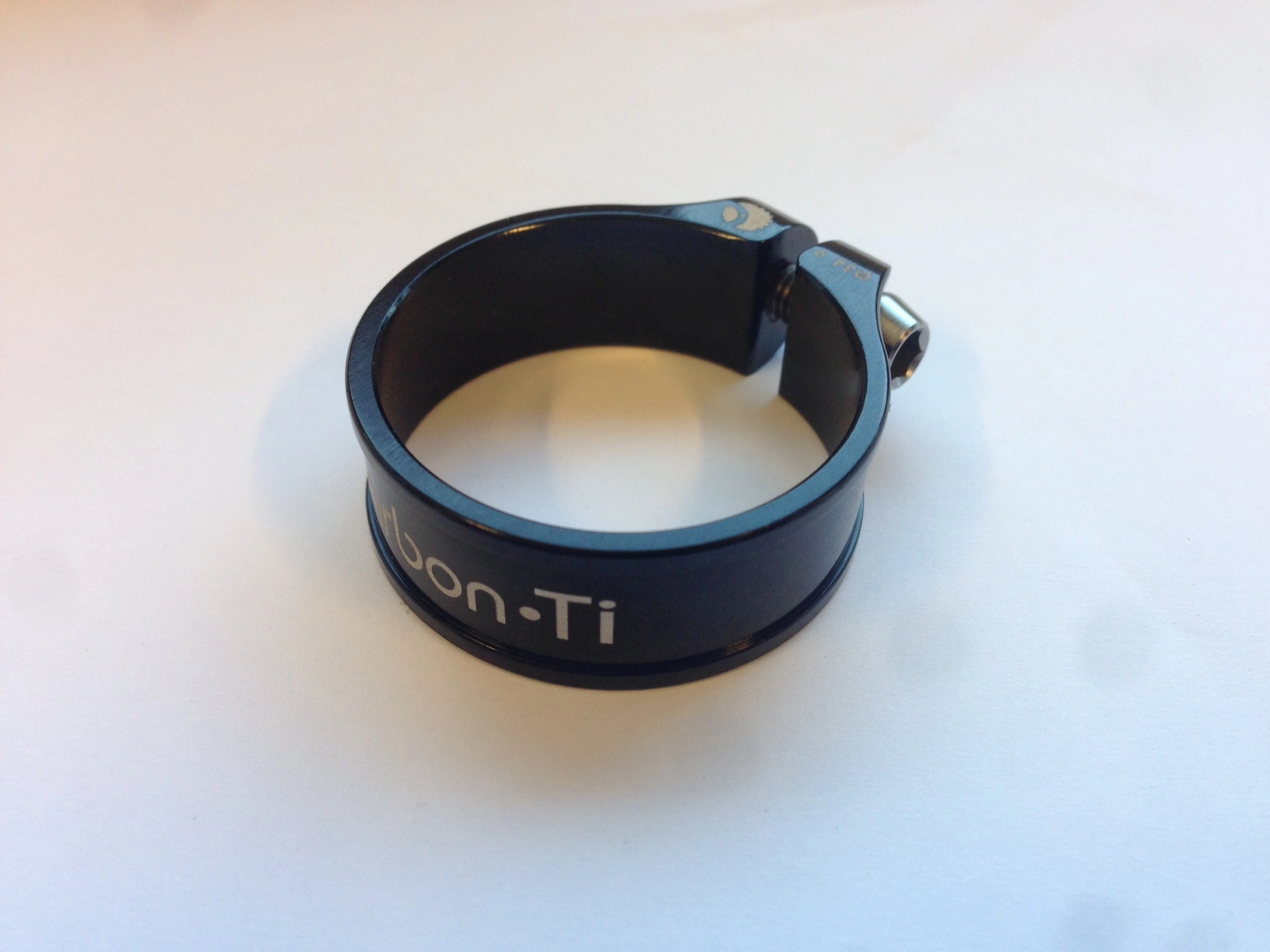 Carbon Ti X-Clamp 3 Black 34.9 Mm 3 Carbon Ti X-Clamp 3 Black 34.9 Mm