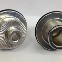 Notubes Adapter Von 15mm Steckachse Auf Normalen Schnellspanner