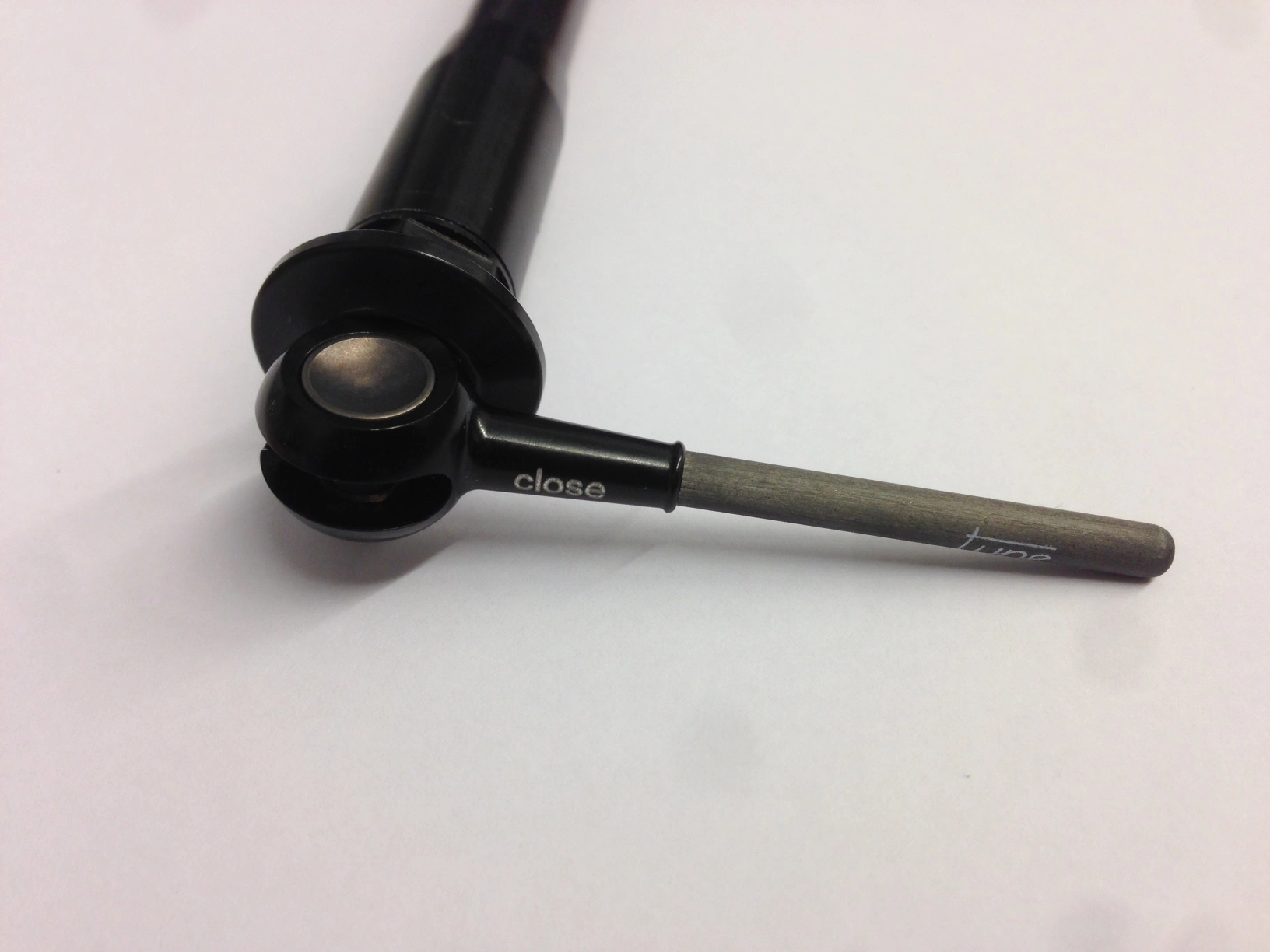 Tune Skyline U30 Fox Schwarz Steckachse 15mm 4 Tune Skyline U30 Fox Schwarz Steckachse 15mm – Bild 2